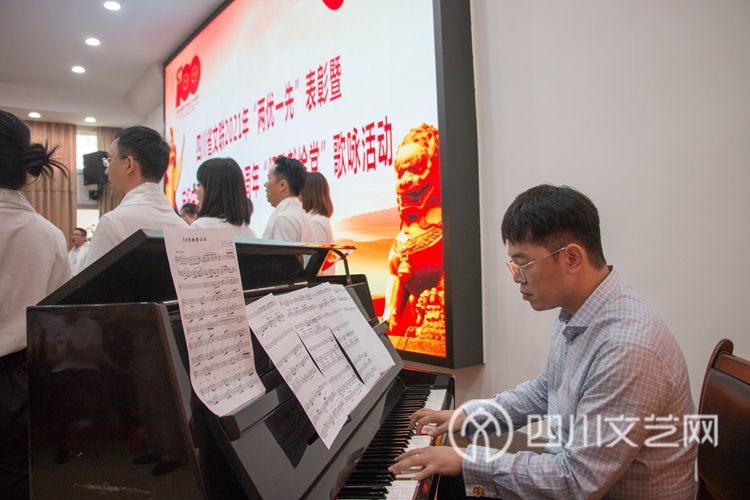 IMG_4372-LR.jpg