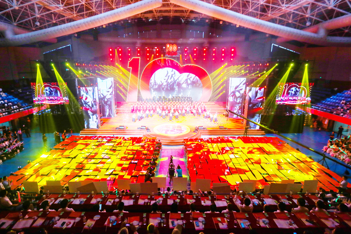 开展庆祝中国共产党成立100周年主题演出.jpg