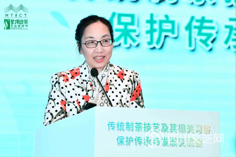 3邹明华副主任交流发言.jpg